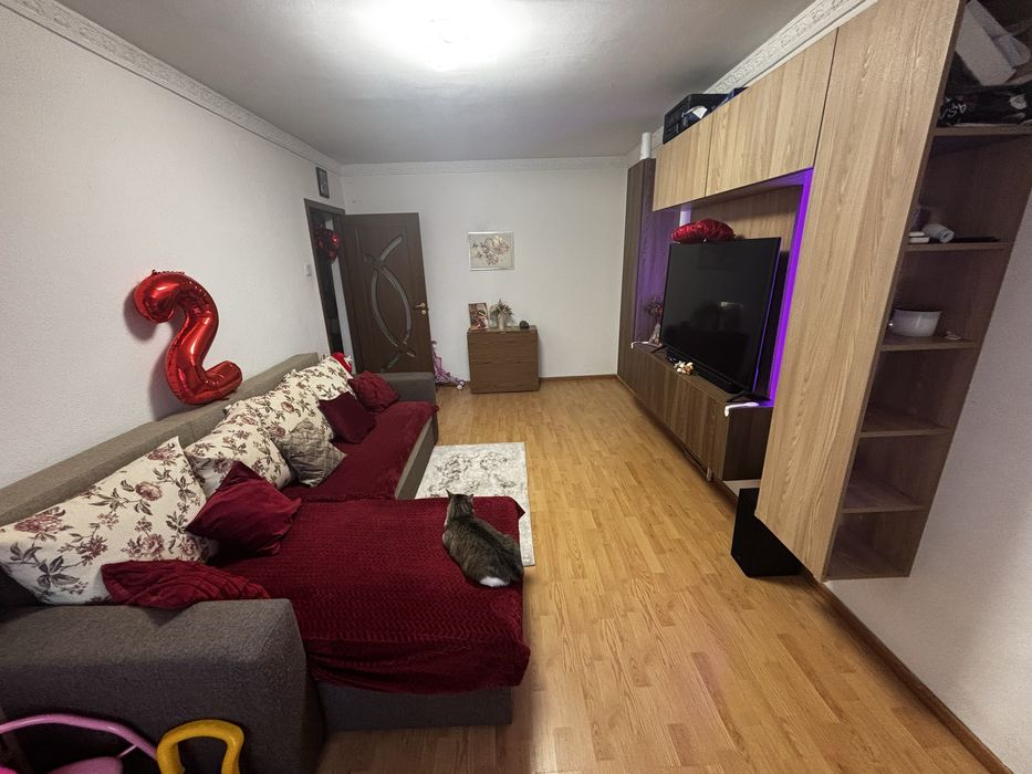 Apartament 3 camere Rahova Buzoieni