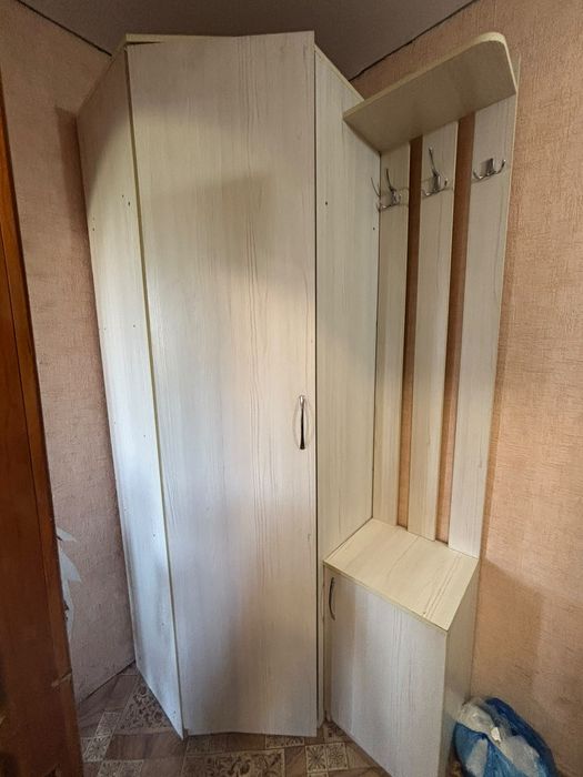 Продам  прихожая