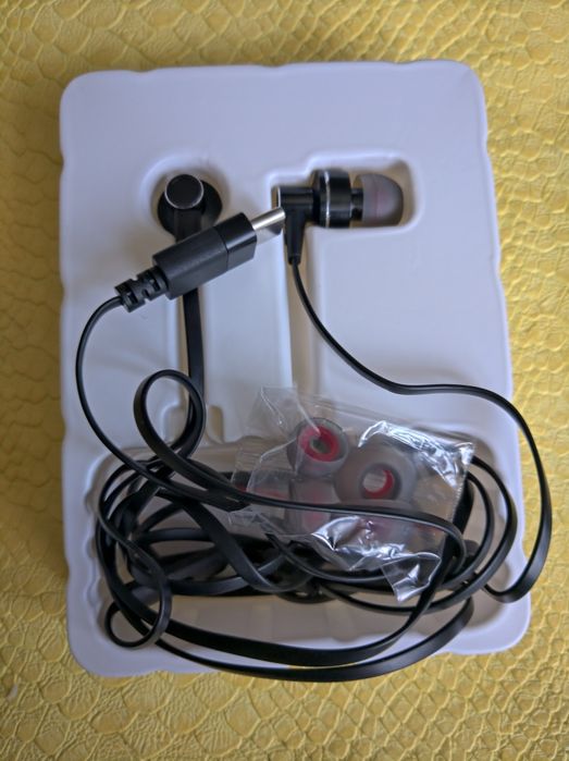 Стерео слушалки с кабел RIVERSONG