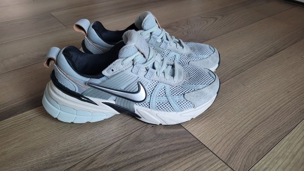 Nike V2K, marimea 36