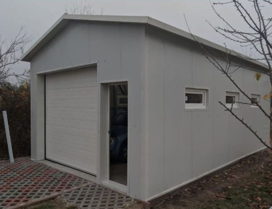 Vindem cabane din lemn