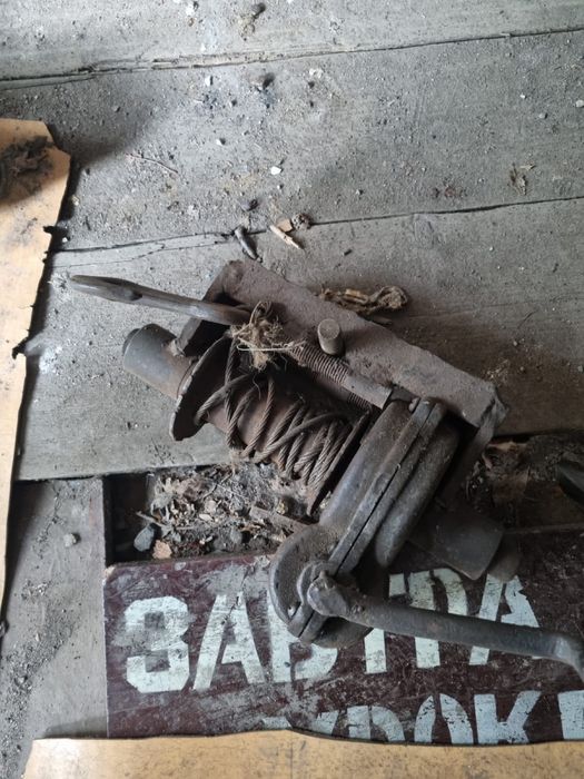 Жак ручной с либедкой