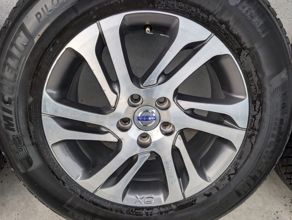 Jante VALDER 17 Volvo XC60 XC70 S60 V60 S80 V70 anvelope 235/65R17 Michelin 31302112