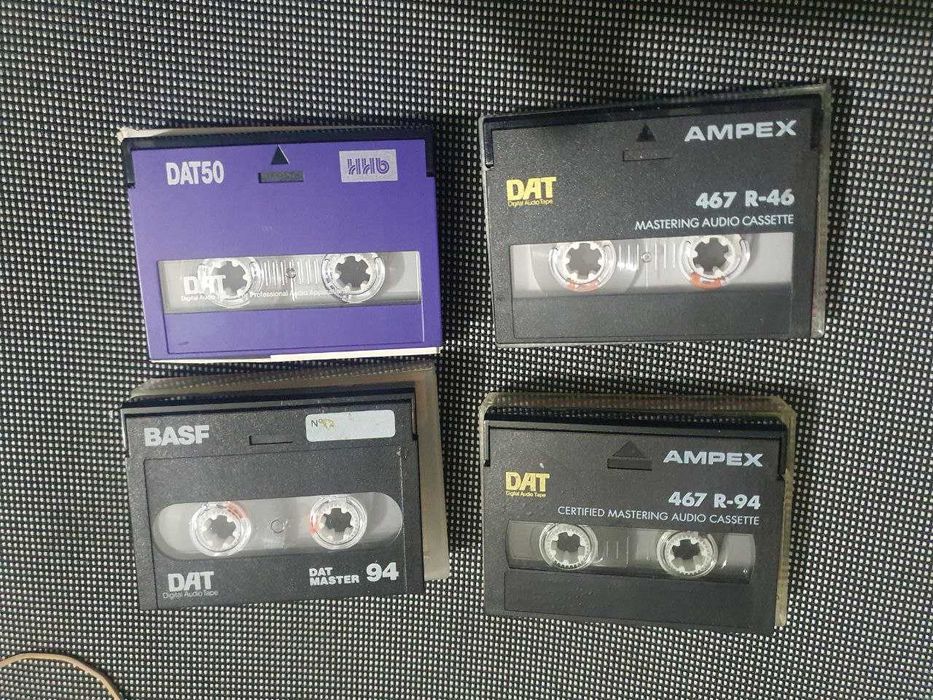 Дат касети с музика Лот 4 броя за 25 евро В много добро състояние.