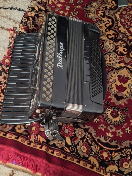 Acordeon electronic Dallape