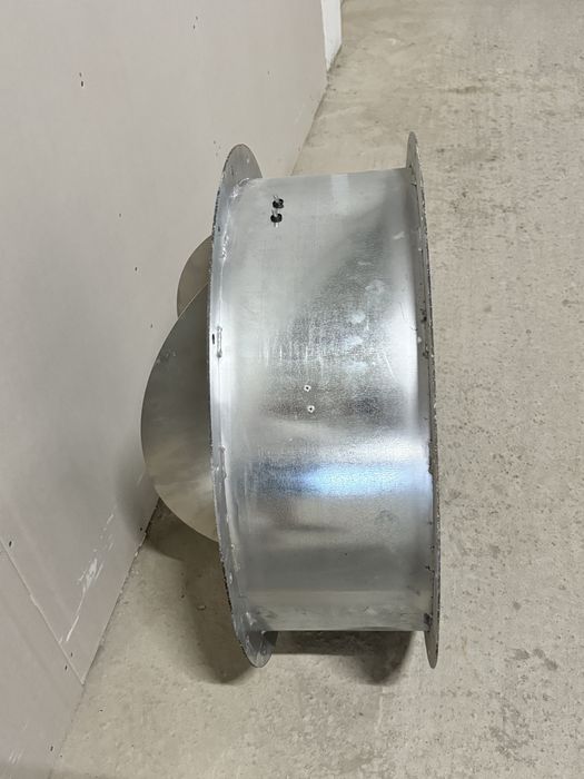 Корпус с възвратни клапи за въздух