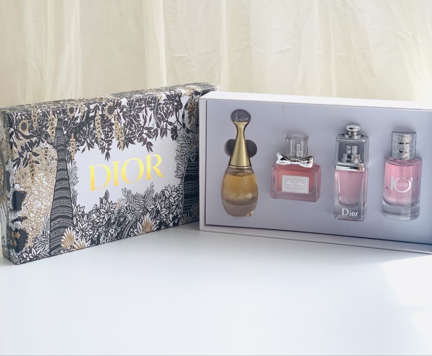 Подарочный духи для ваших дам