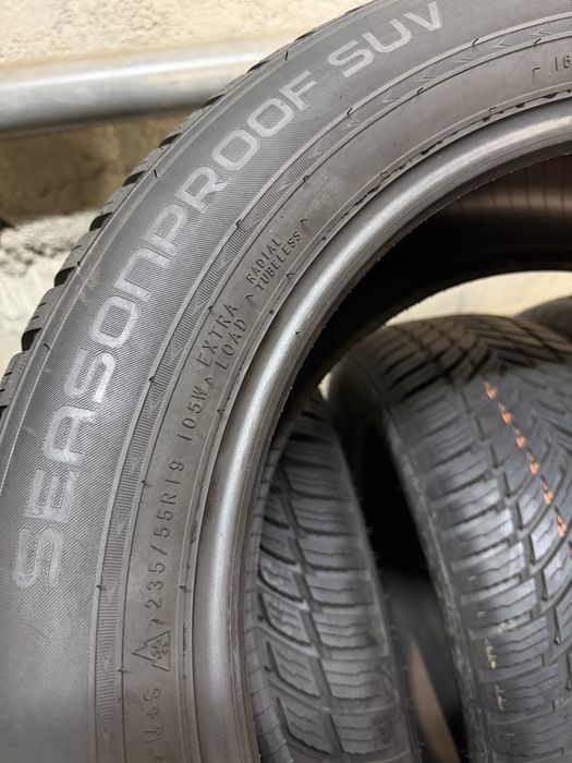 235/55/19 Nokian НОВИ 4бр дот21