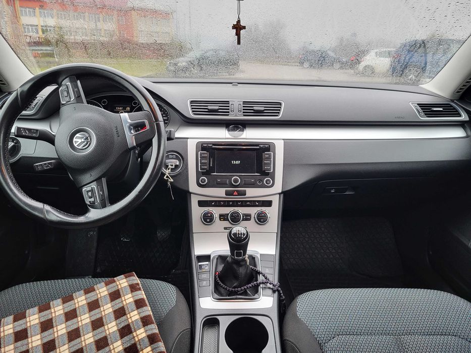 VW Passat break argintiu metalizat