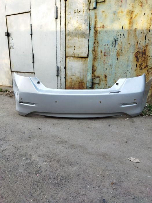 Продам бампер задний Камри 50