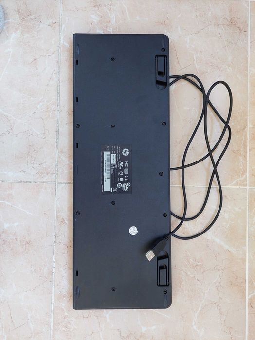 Клавиатура с USB кабелем