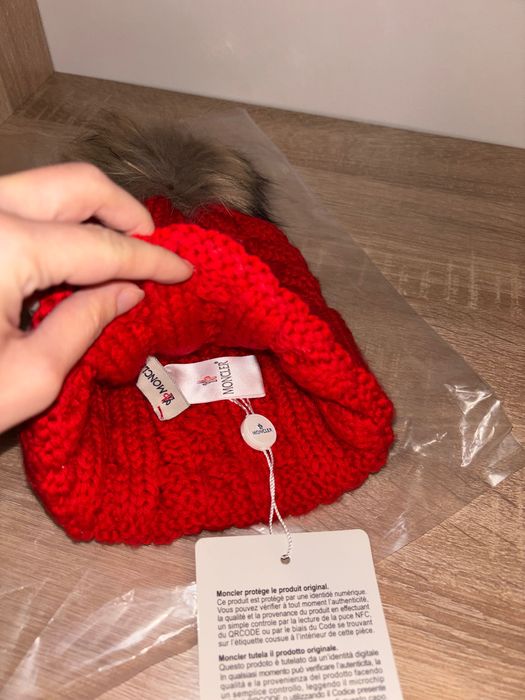 Căciula pompon nouă Mcler