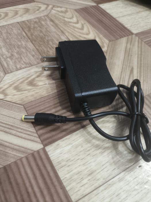 Шуруповерт новый