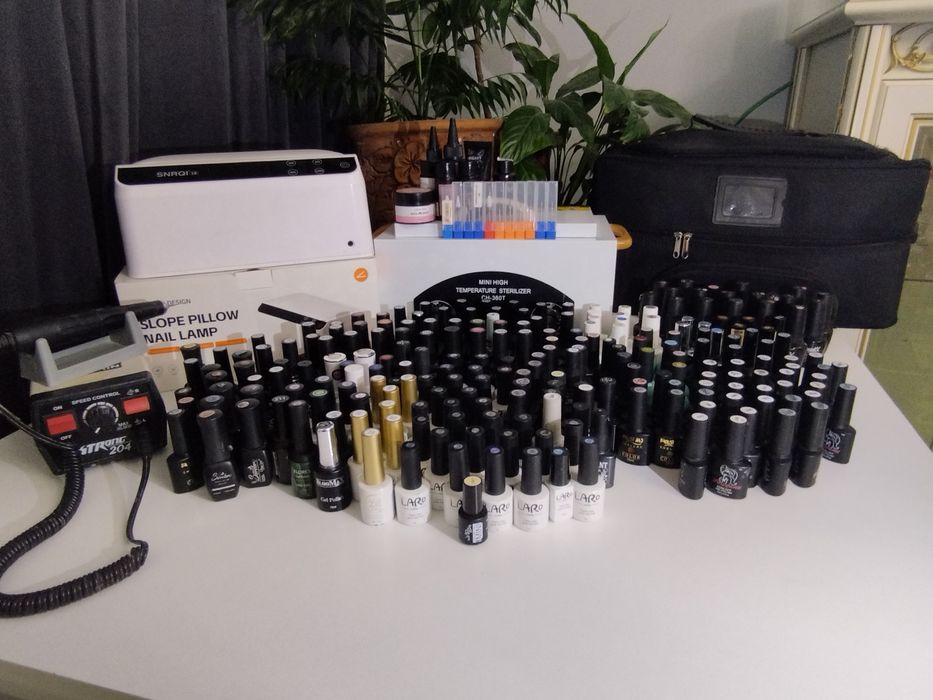 Маникюрные принадлежности