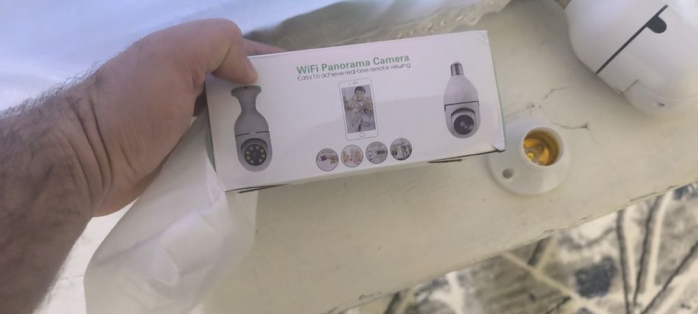 Срочно продам камеру видеонаблюдения WiFi