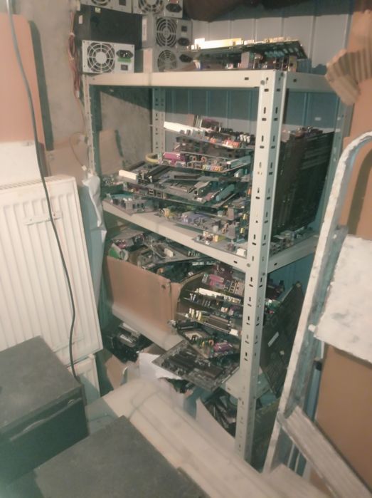 Laptopuri Dell și MSI