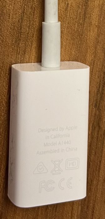 Apple lightning to usb camera adapter A1440/md821zm/a