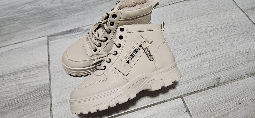 Ghete dama marimea 36 Nou