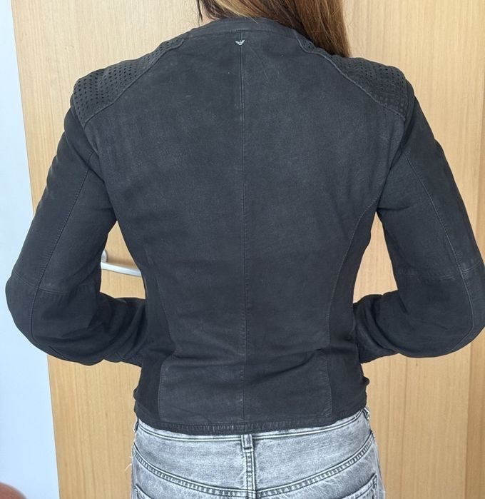 Велурено яке Armani