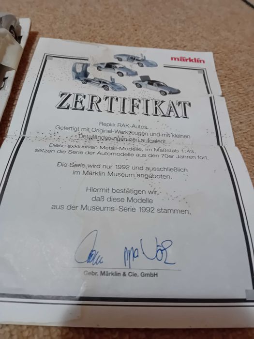 Продавам малки коли със сертификат