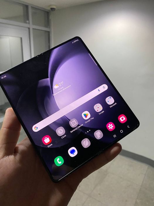 Samsung Z Fold 5