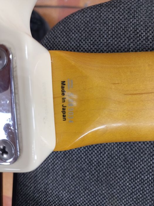 Fender Jazz Bass MiJ AVRI'62 1996 год.