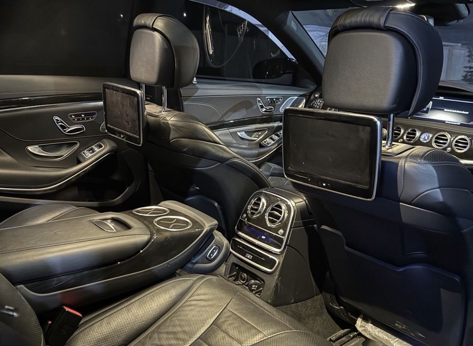 Mercedes Benz W222 S550