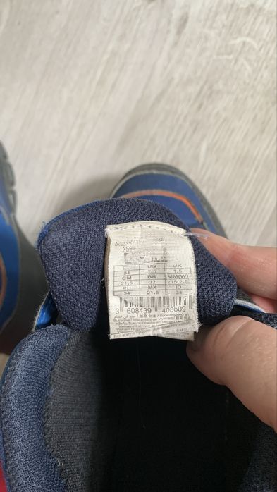 Продам ботинки демисезонные