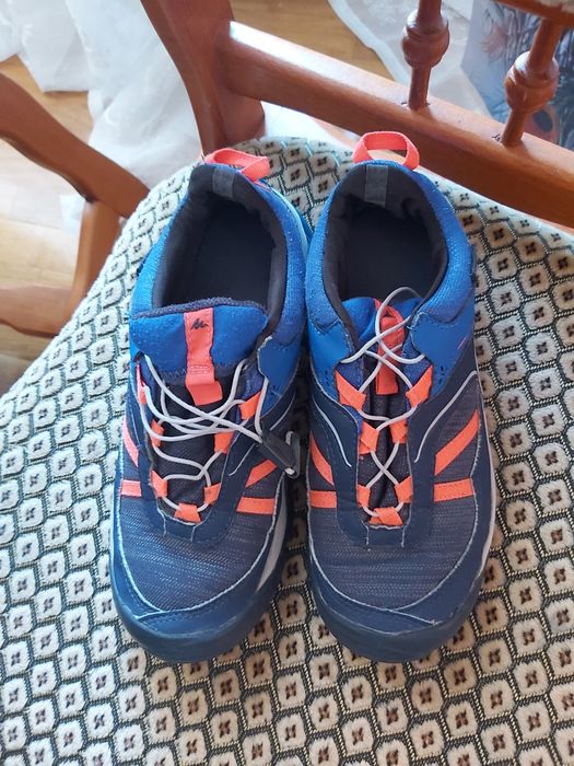 Adidași drumetii Quechua