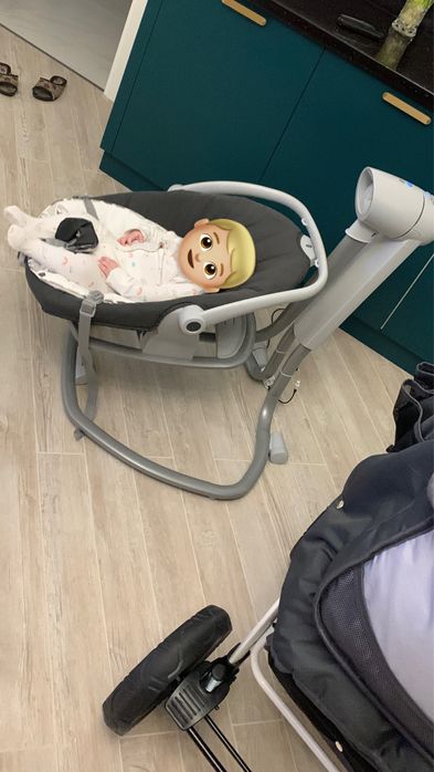 Детское кресло качалка и коляска