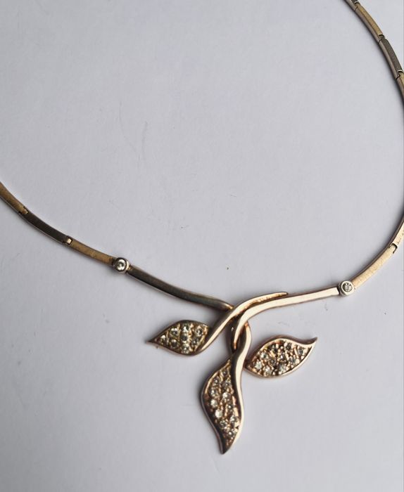 Сребърно колие с родиево покритие