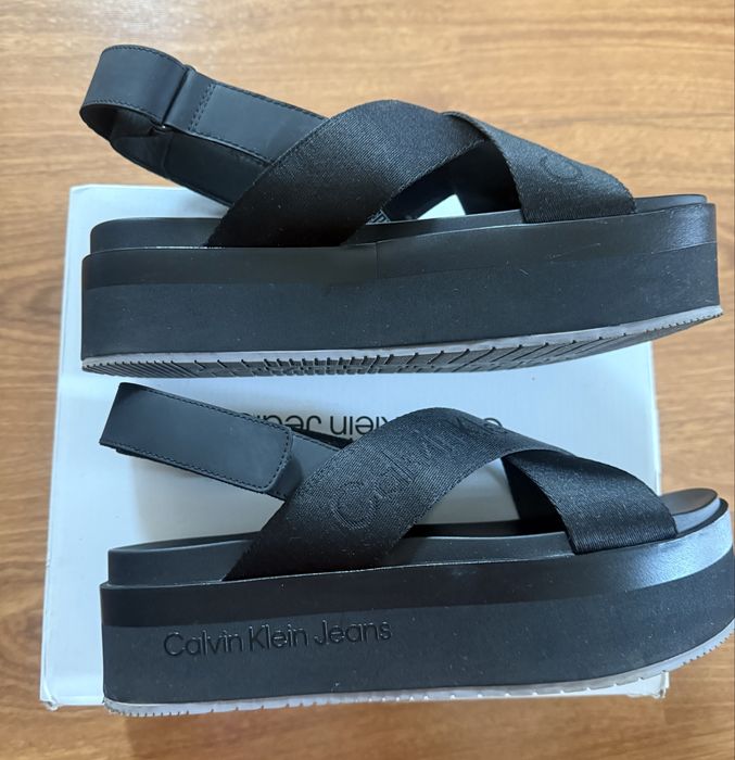 Оригинални сандали Karl Lagerfeld и Calvin Klein 38 номер