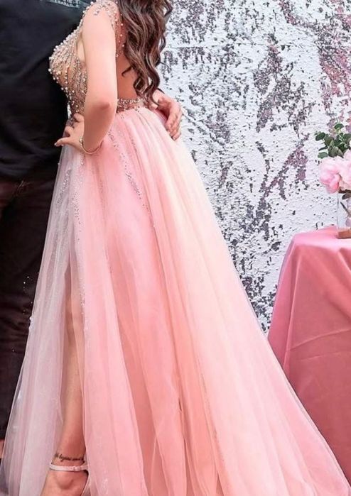 Елегантна Рокля от дизайнер