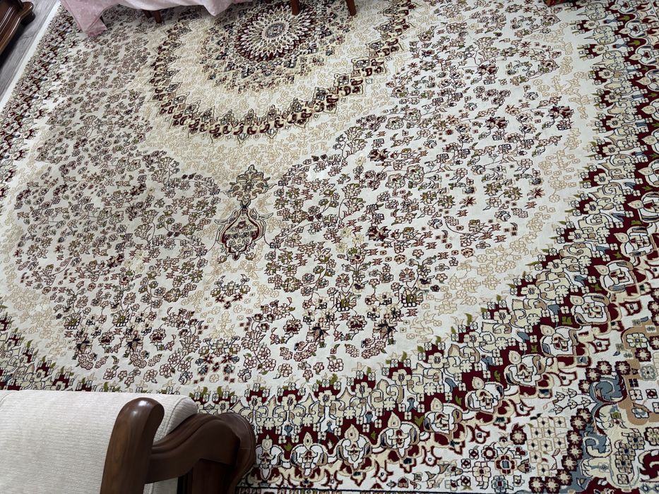 Продается ковер