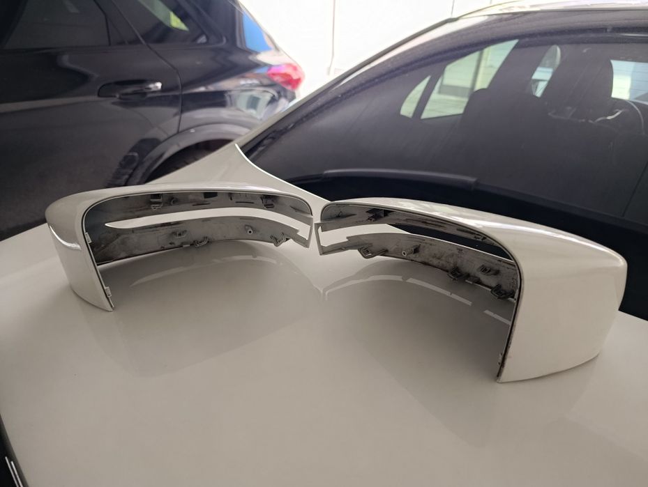 Оригинални капаци за огледала на Bmw G30/G31