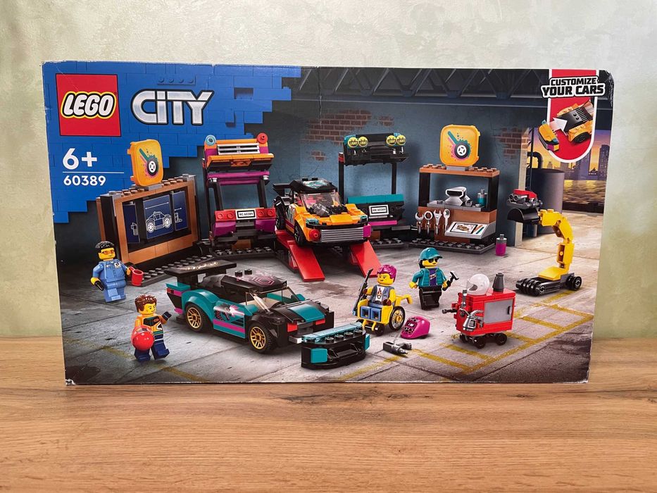 LEGO City: Гараж для кастомизации машин (60389)