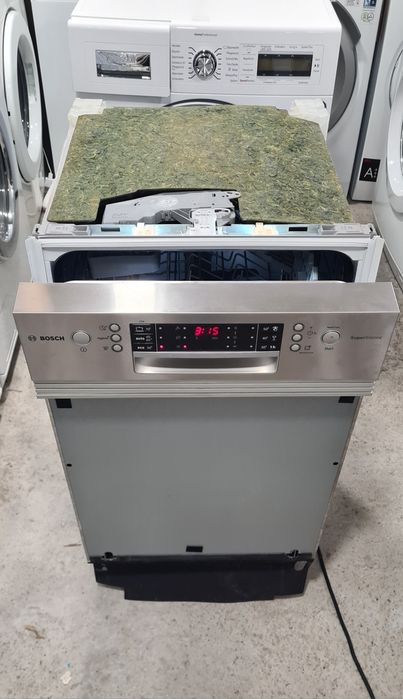 Съдомиялна за вграждане 45см Bosch SPI66PS00E Serie 6