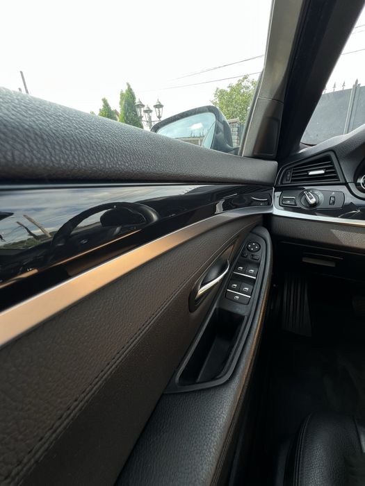 BMW SERIA 5 Luxury Line