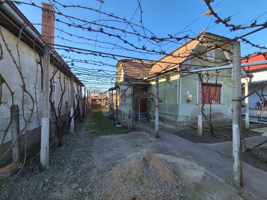 Casa de vanzare 3 camere