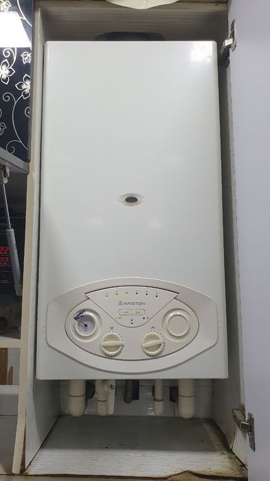 Aniston katyol sotiladi