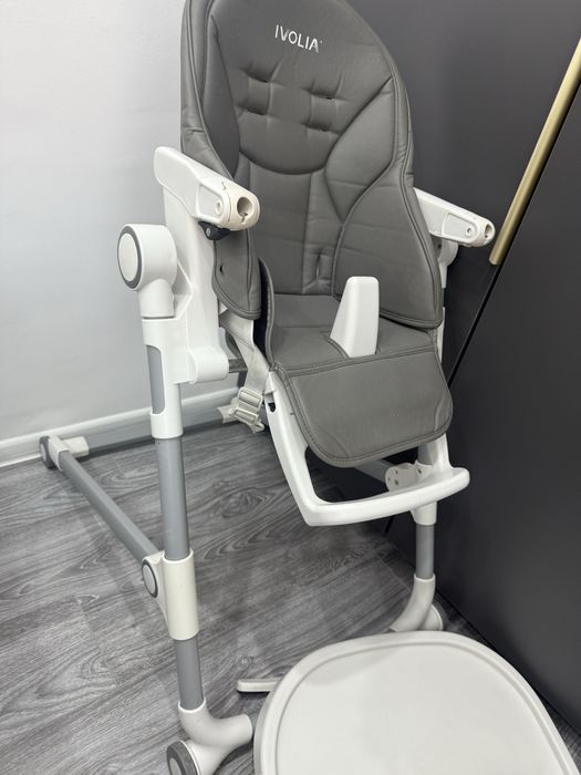 Детский стульчик IVOLIA для кормления
