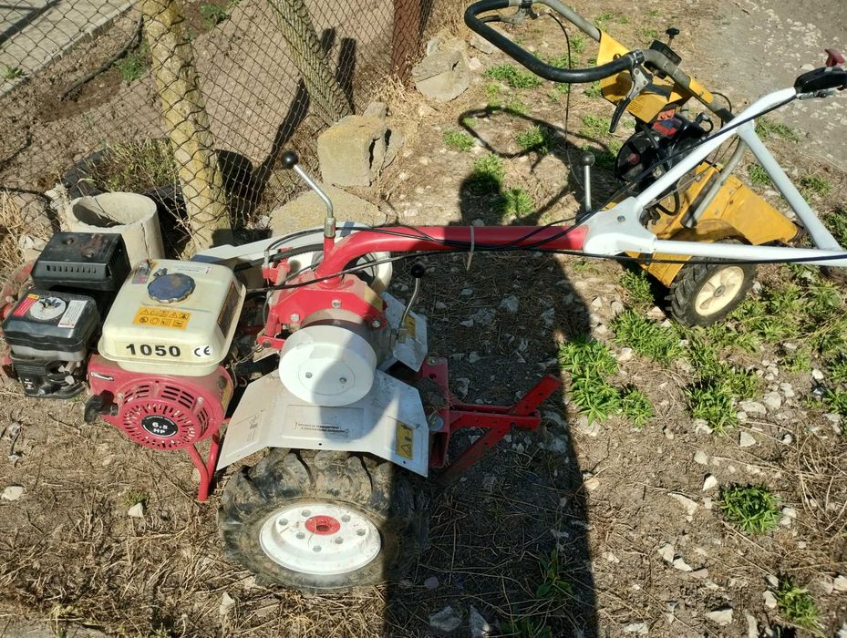 Продавам мотофреза Гардена РД1050