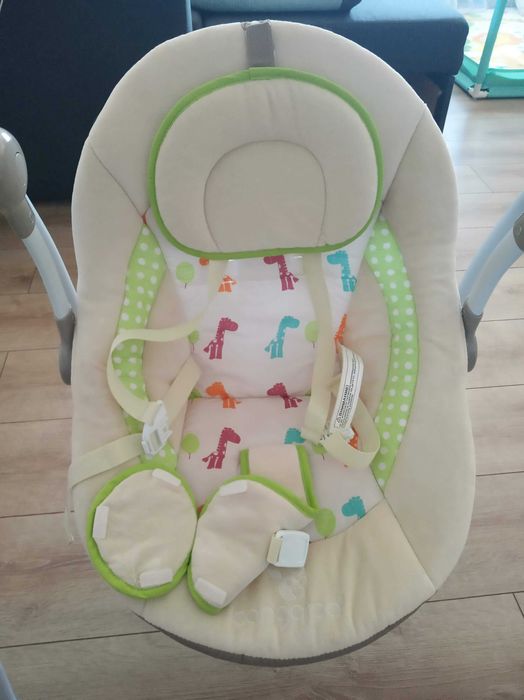 Електрическа бебешка люлка Cangaroo с 12 мелодии. Като нова!