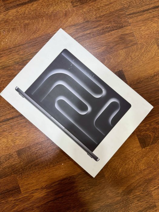 Macbook pro M3pro 14inch/1tb sotiladi