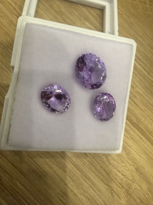 Лот естествени фасетирани аметисти – 7.85 ct (3 броя) – отлична шлифовка