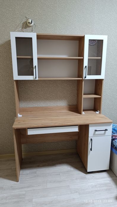 Письменный стол. Parta buyurtma asosida yasab beramiz. Istalgan olcham