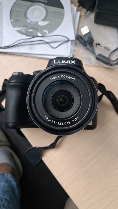 Aparat foto digital Panasonic Lumix DMC-7Z72 mega zoom 60x