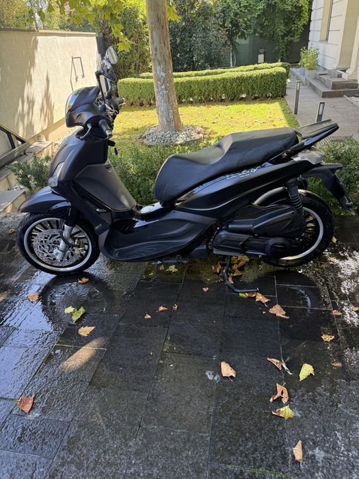 Piaggio Beverly Police