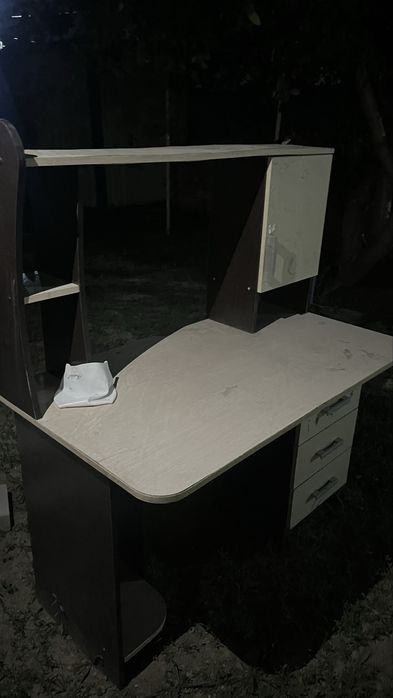 Компьютерный стол