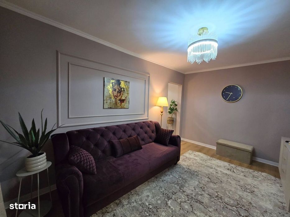 De vanzare apartament 2 camere, balcon,etaj intermediar,renovat,53500e